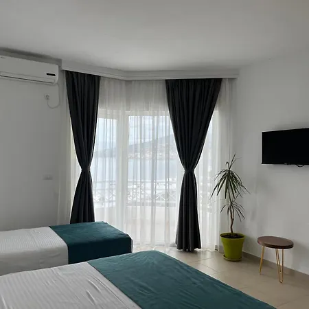 サランダ 3* Sarandë